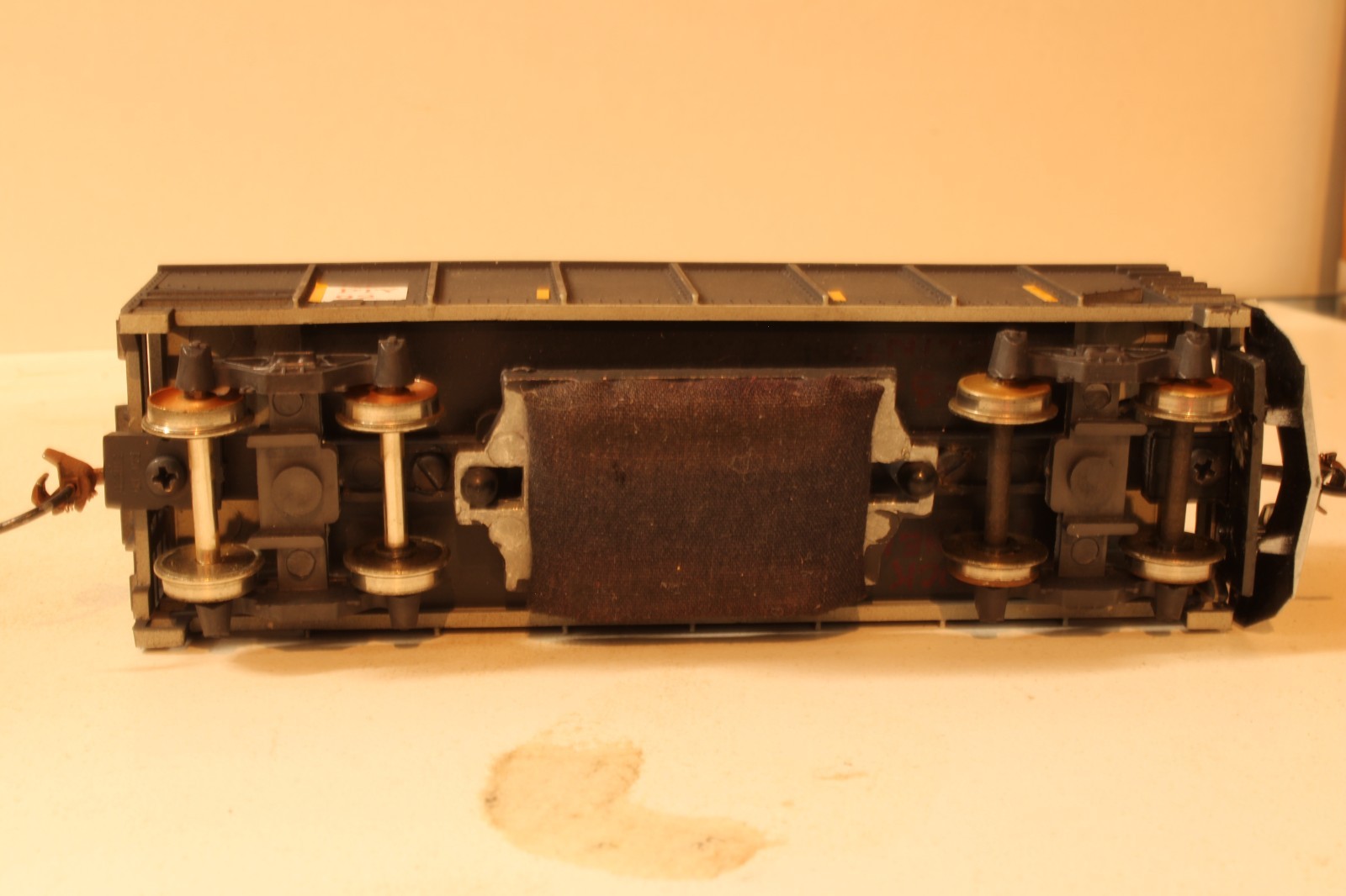 HO CUSTOM BUILT TRACK CLEANING CAR