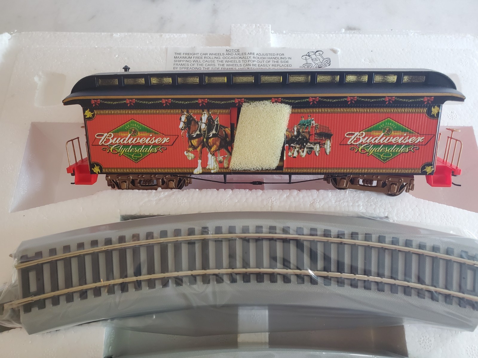 Budweiser Holiday Express Hawthorne Village On30 Locomotive Coach 002 L11