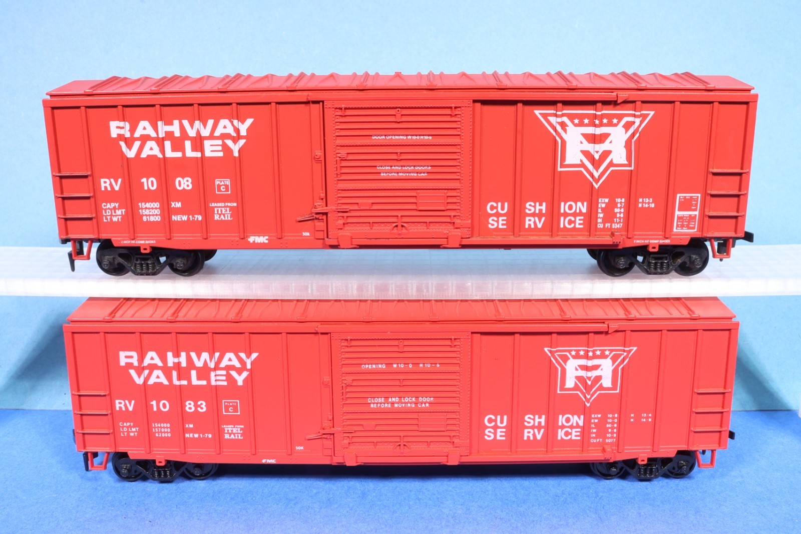 Lot of 2 Athearn HO Scale Rahway Valley RTR 50′ Box Cars 1008 1083