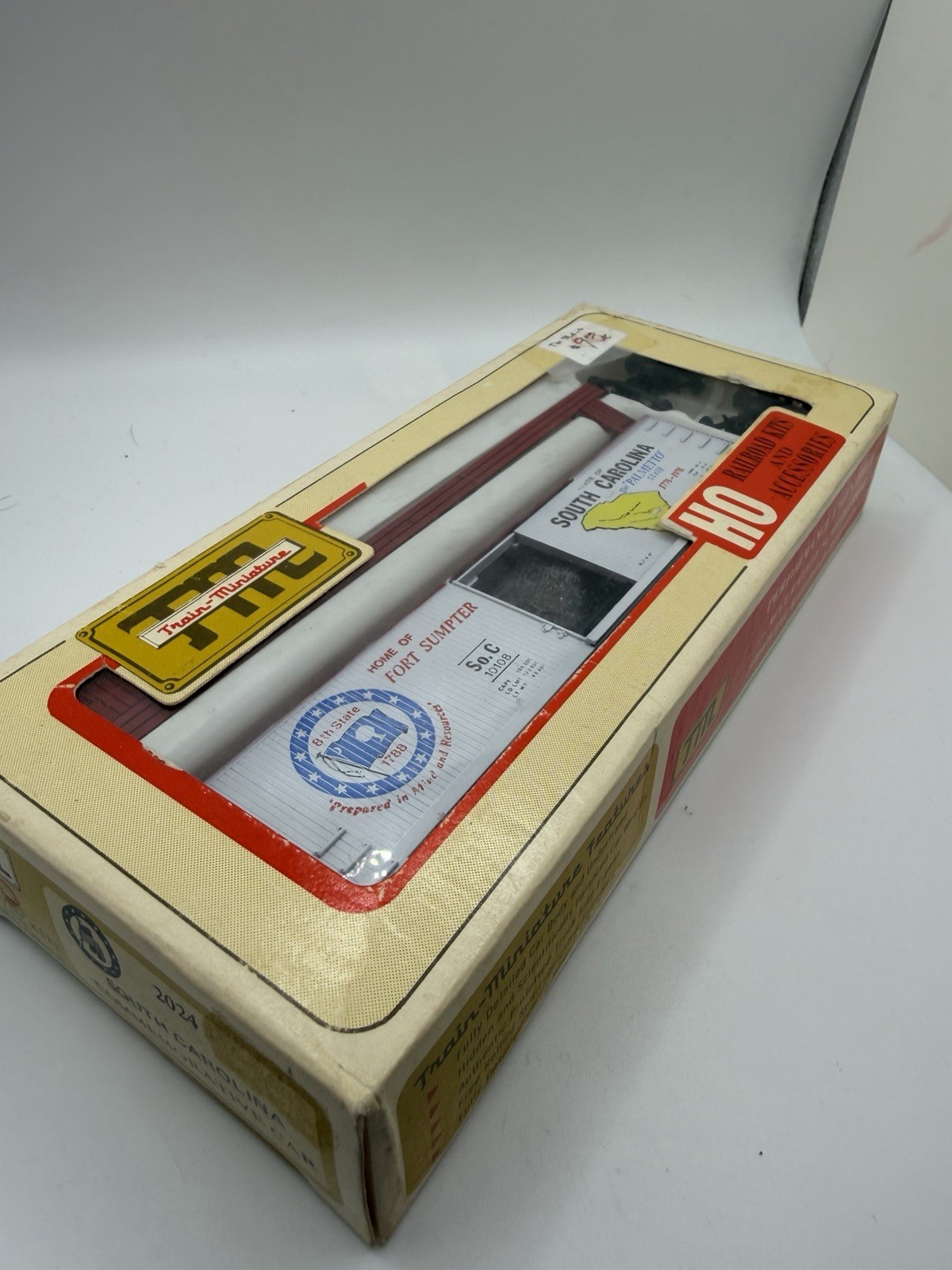 HO Train Miniature TM 2024 Commemorative 40′ Box Car South Carolina SoC 10108