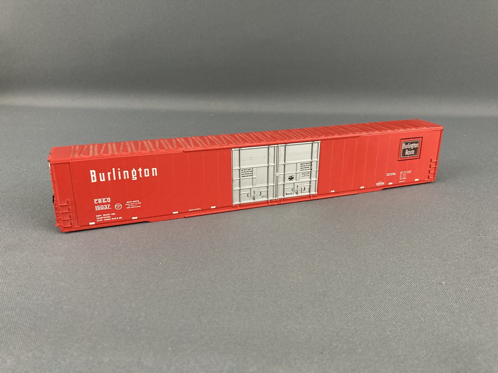 Unknown HO Scale Burlington CB&O 60′ Excess Height Double Plug Door Boxcar Red