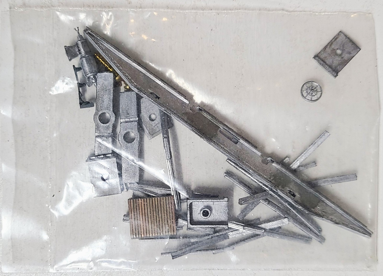 SILVER STREAK #929-428, REEFER, CNW (NWX #4247), WOOD/METAL KIT, TRUCKS, NOS
