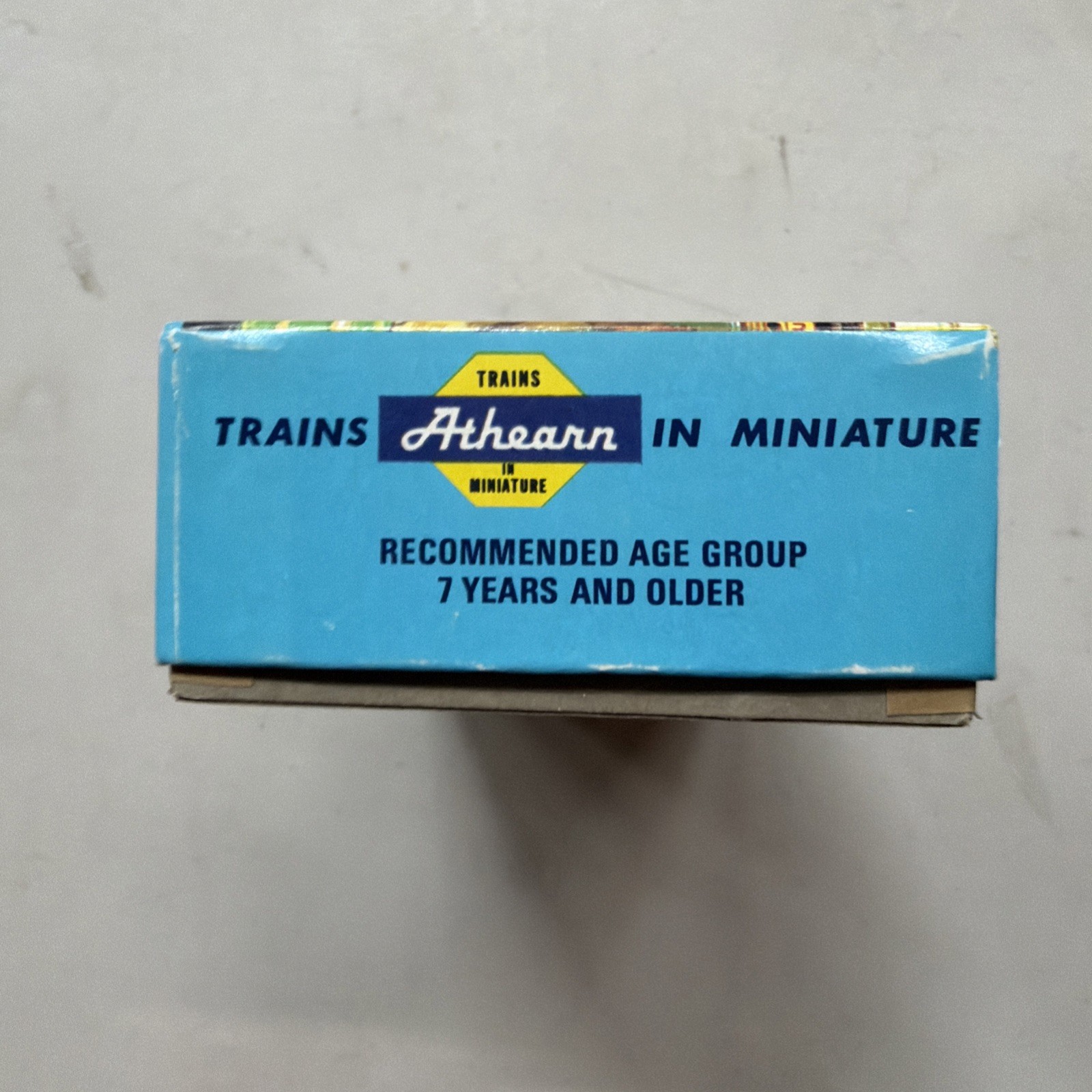 Athearn 1953 Great Northern 40 ft OB Hi-Cube Boxcar HO scale 53305