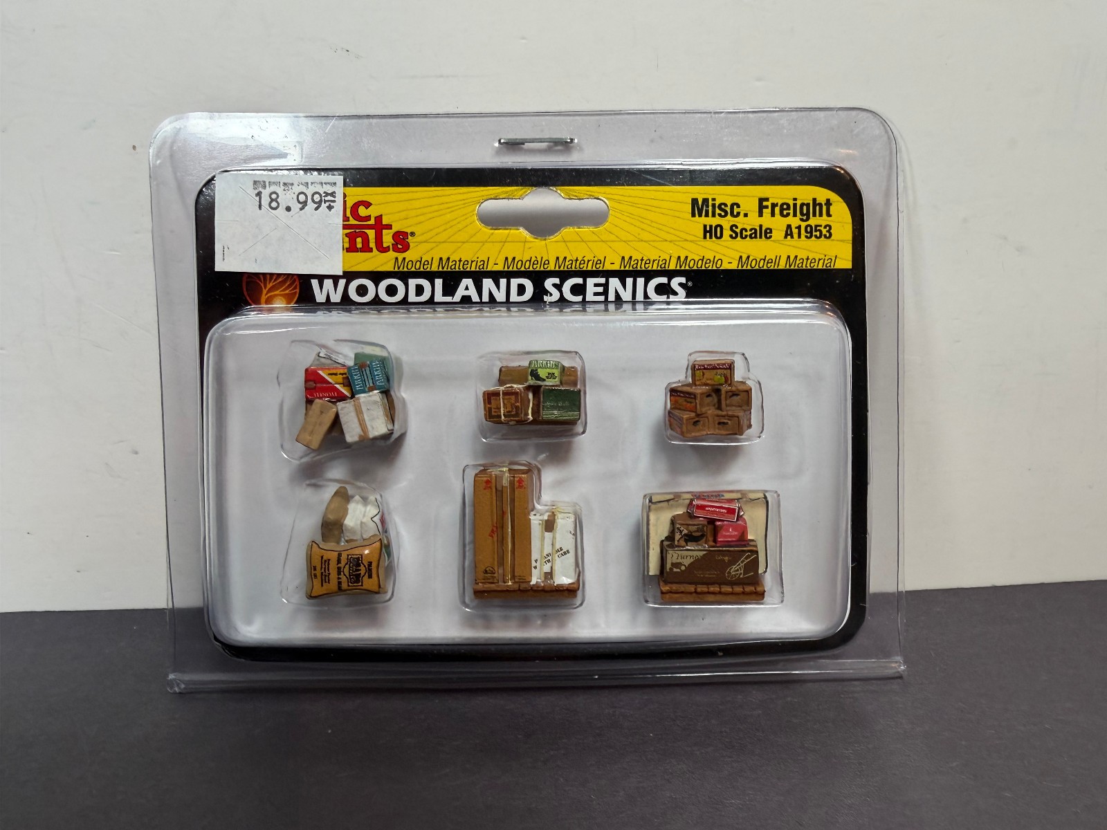 Scenic Accents Woodland Scenics MISC FREIGHT A1953 HO Scale Train Set