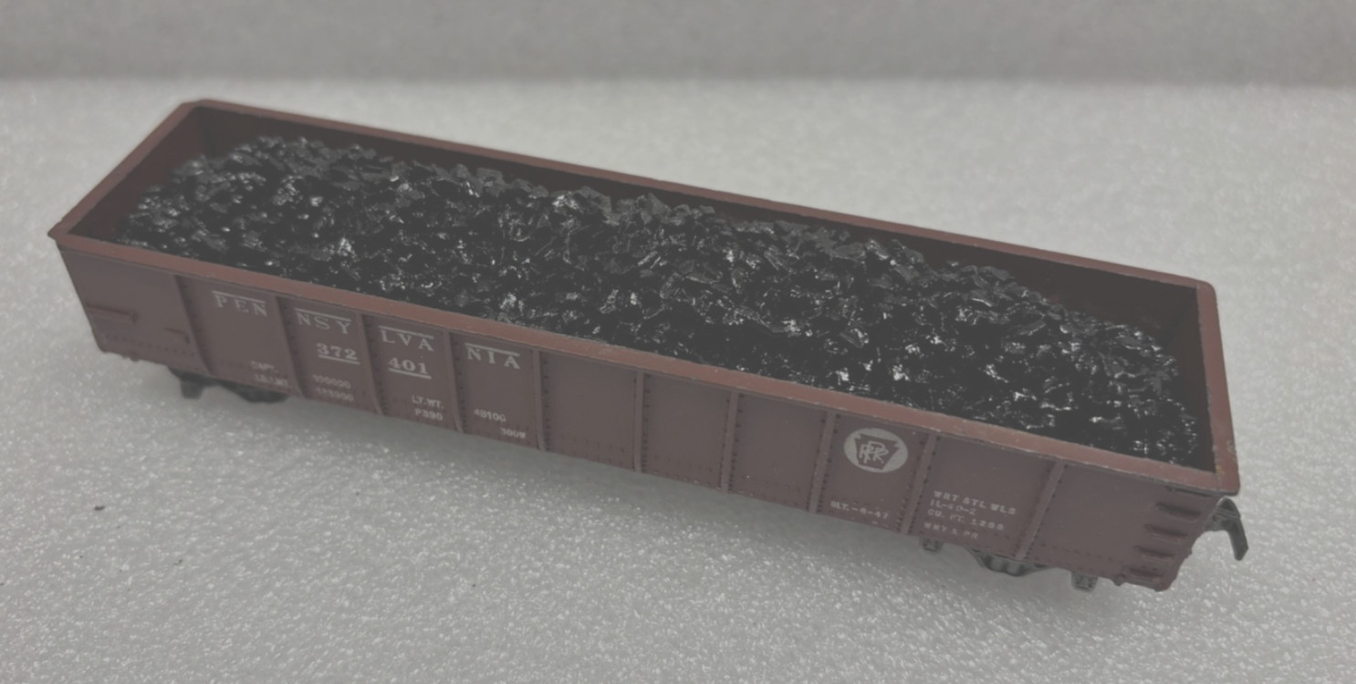 Mantua HO Scale Pennsylvania Rail Road Gondola Car #372401 w/hand made coal load