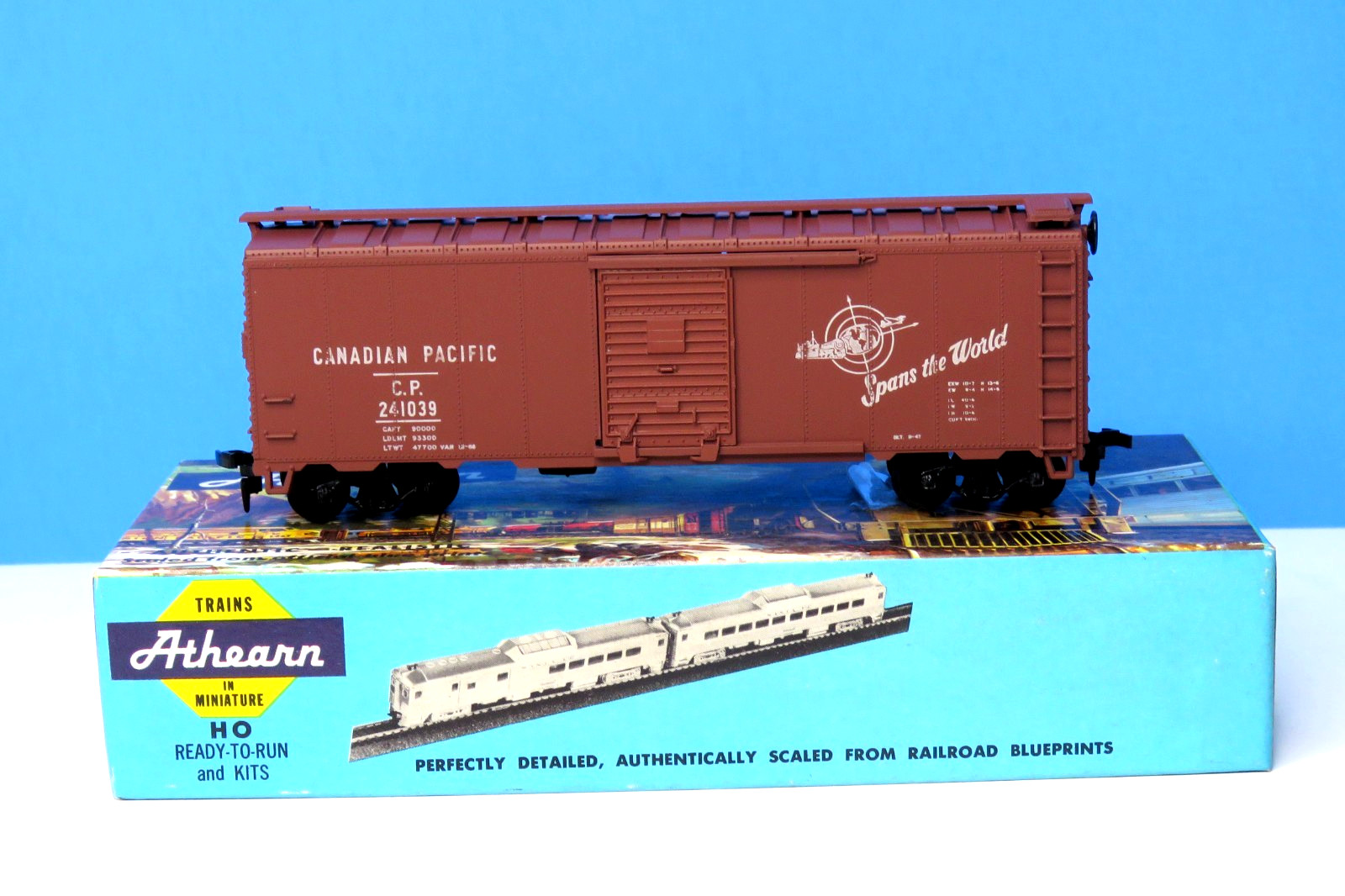ATHEARN HO 5005 CANADIAN PACIFIC C.P. 241039 BOX CAR BOXED L-1557