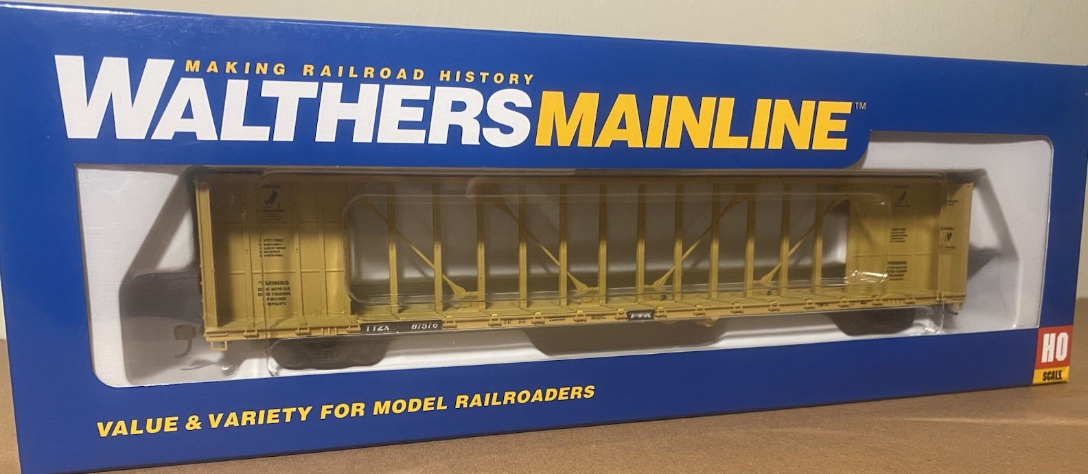 Walthers TTX 72’ Center Beam Lumber Car#87576 -New In Incorrect Box