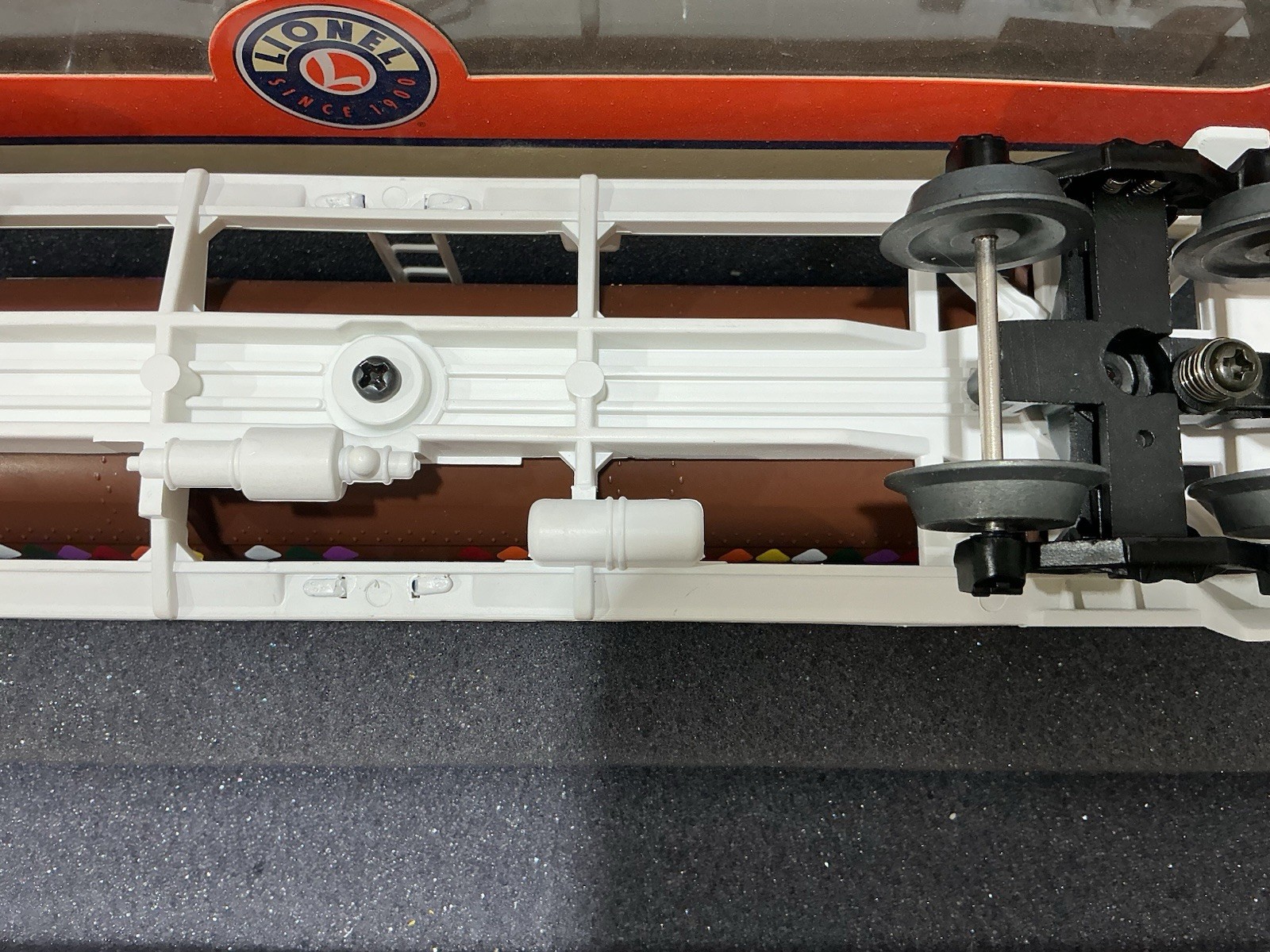 Lionel 6-25959 Gingerbread Icing 3-Dome tank car 25959 Brand NEW CTS 3.2.1Z