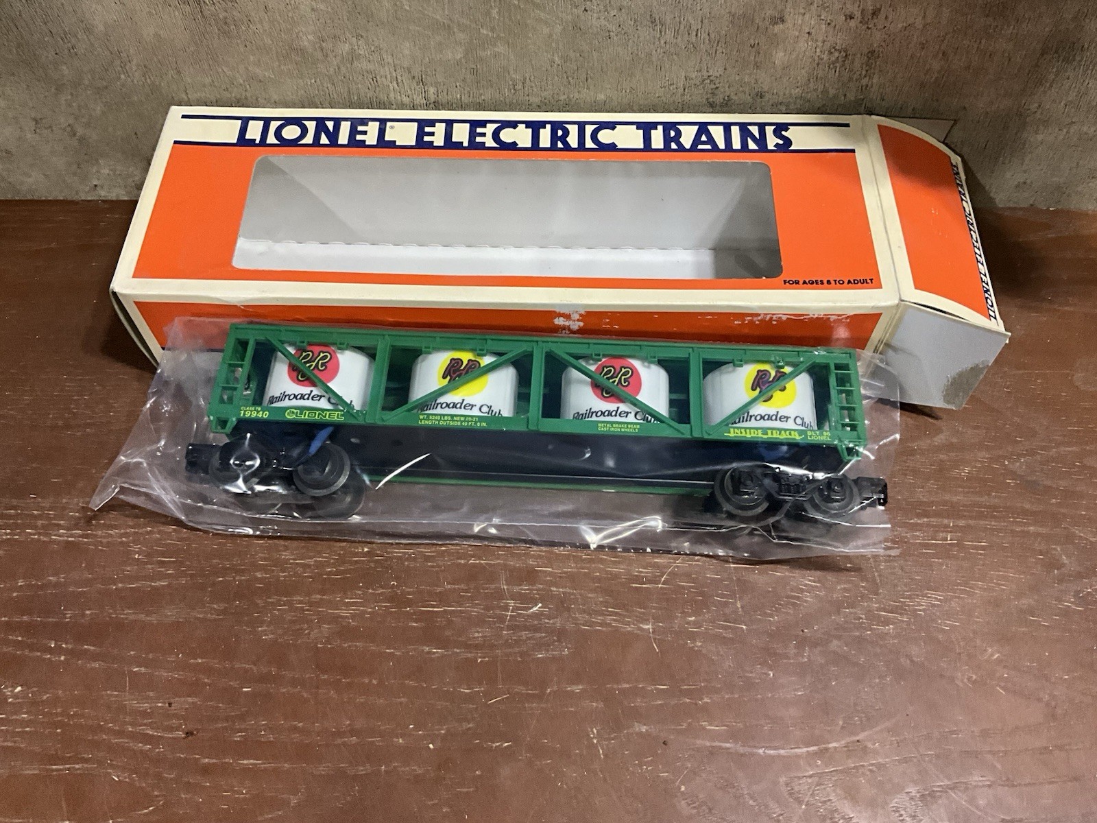 VINTAGE LIONEL 1996 INSIDE TRACK VAT CAR 19940 O SCALE NEW IN BOX