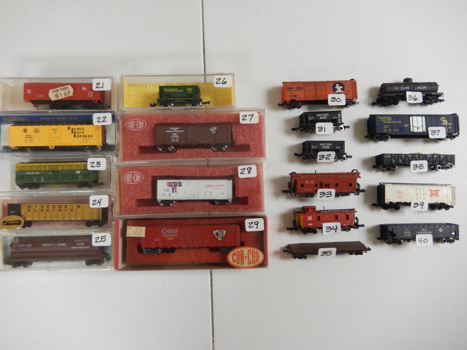 N Scale Rolling Stock Freight Cars #2 – Buyers Choice (See description)