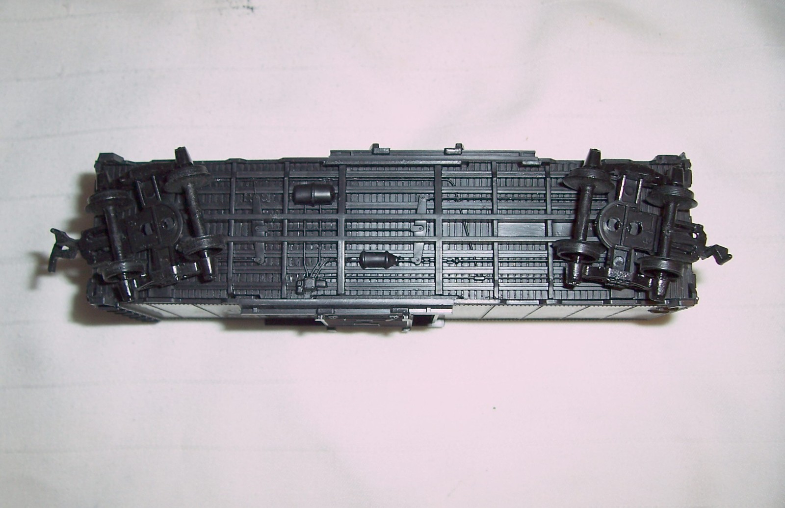 LOT#323 HO 40 FT NEW HAVEN BLACK BOX CAR #32967- NEAR PERFECT IN ORGINAL BOX!