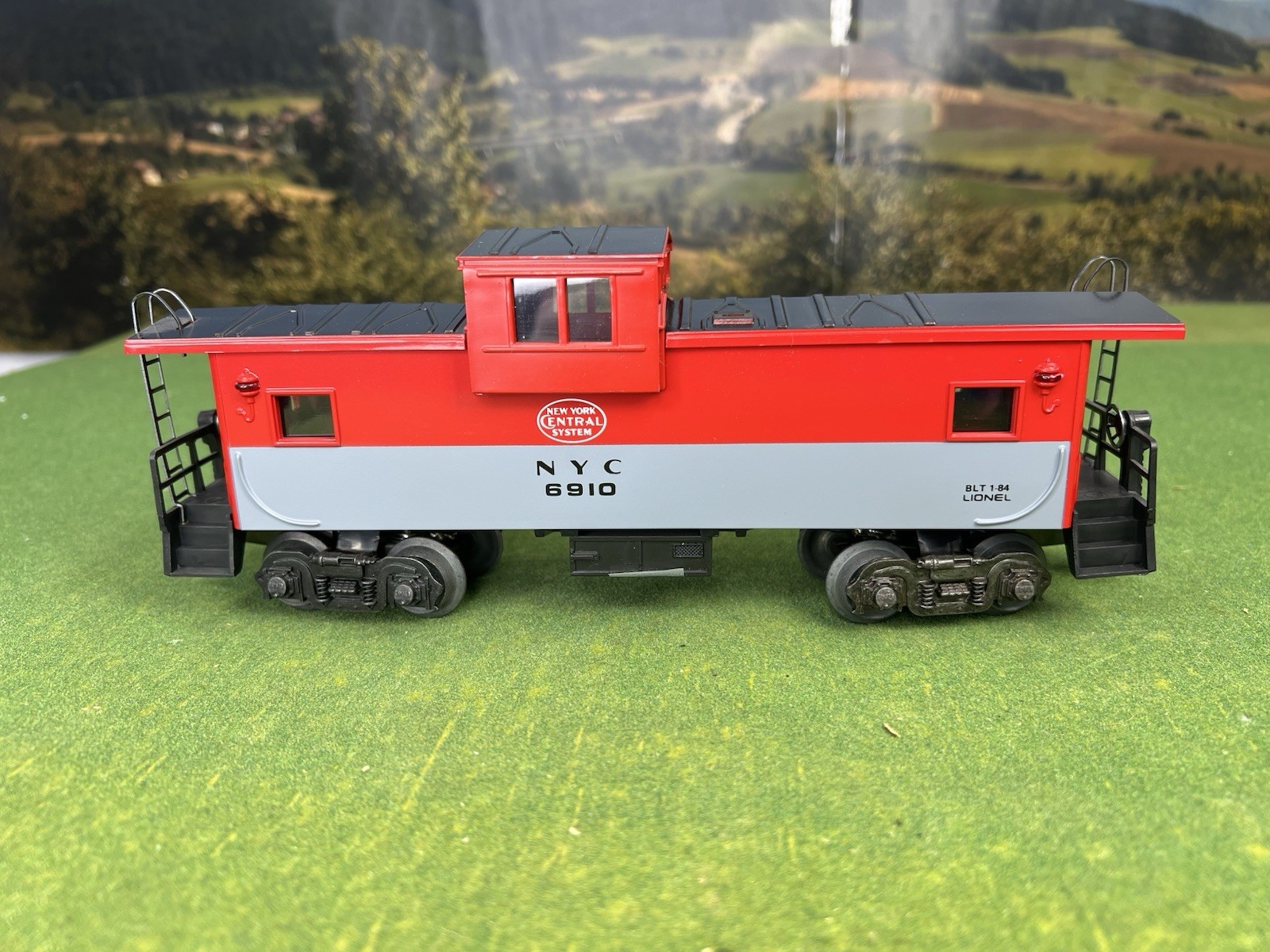 LIONEL 6-6910 O GAUGE EXTENDED VISION CABOOSE NEW YORK CENTRAL 1984 NIB