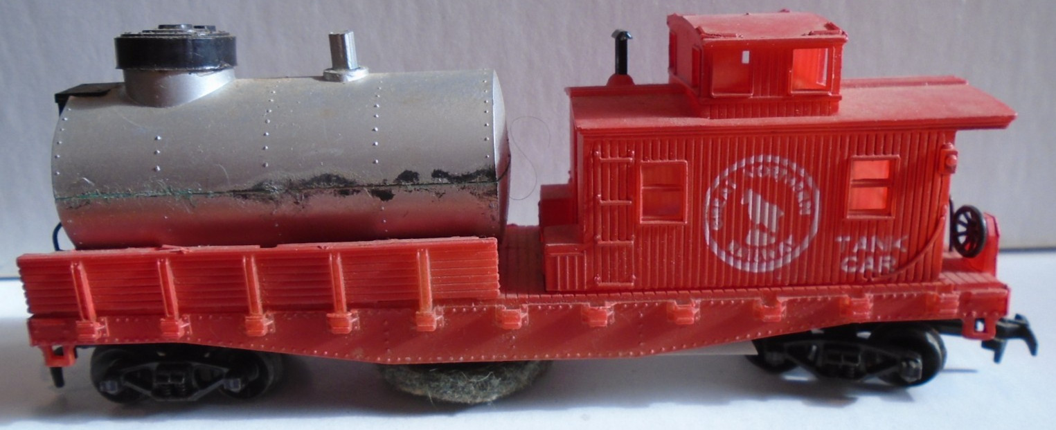 LIFE-LIKE HO SCALE TRACK CLEANING CAR GREAT NORTHERN RAILROAD EXCELLENT CONDITIO