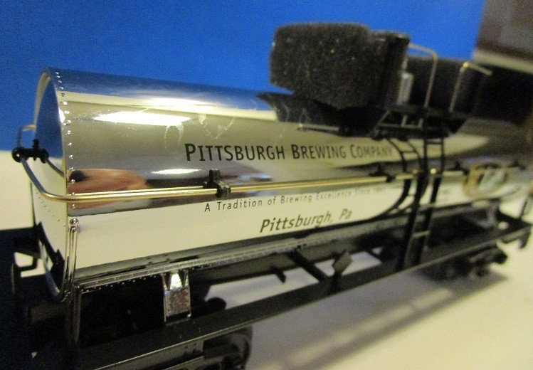 MTH 30-73238 – 2007 – Pittsburgh Brewing Co. – IC Light – Chrome Tank Car – NIB