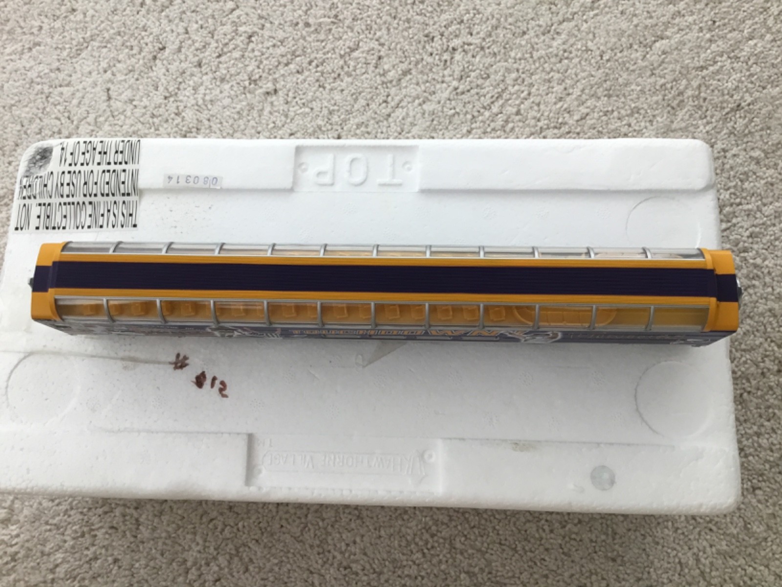 Hawthorne Village NFL Minnesota Vikings ” Touchdown ” Car