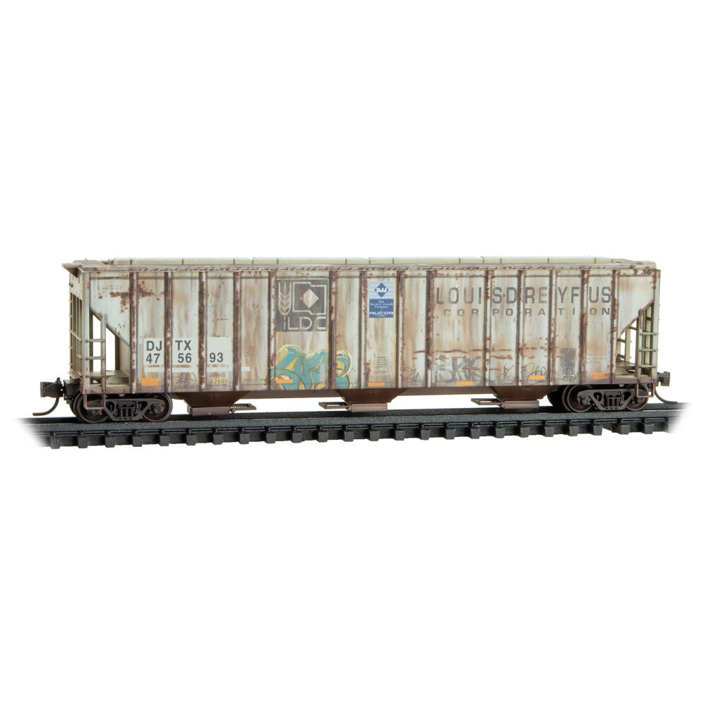 N Micro-Trains Louis Dreyfus Co 3-Bay Covered Hopper Weathered Graffiti 09944380