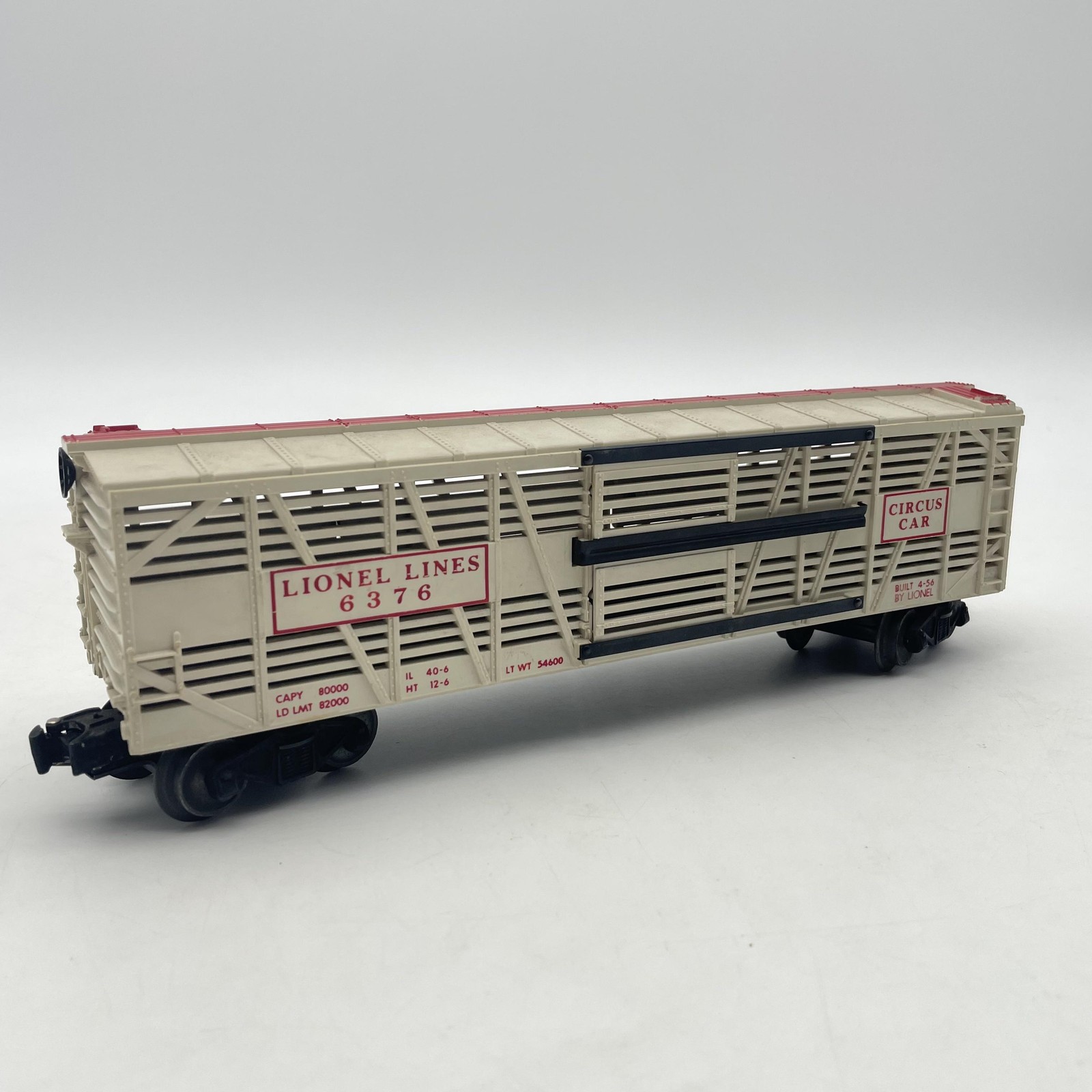 Vintage Lionel O Scale 1:48 6376 Circus Stock Freight Car Three Rail White