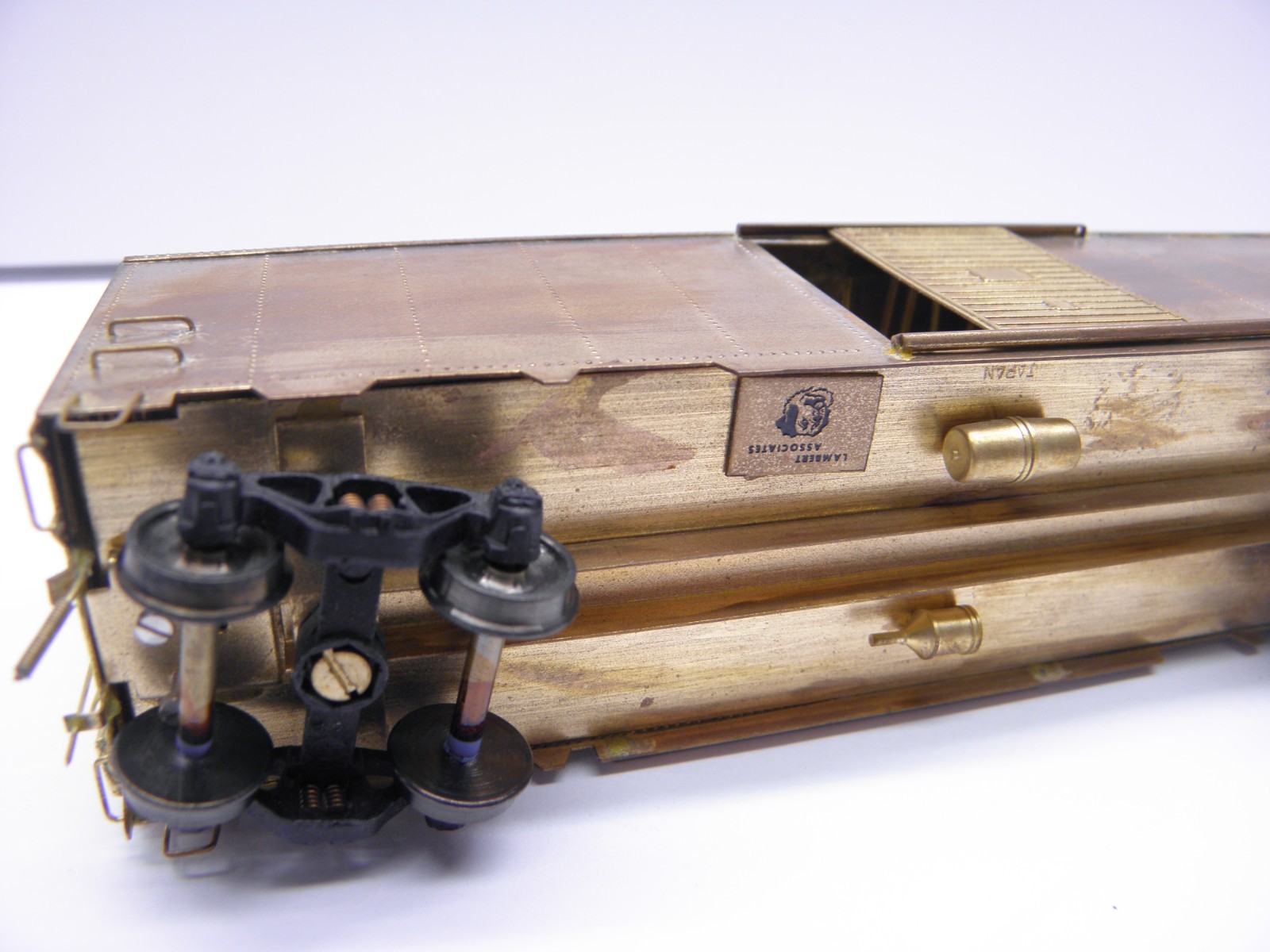 LAMBERT ASSOCIATES – NYC BOXCAR UNPAINTED – HO SCALE- BRASS – JAPAN – NOS