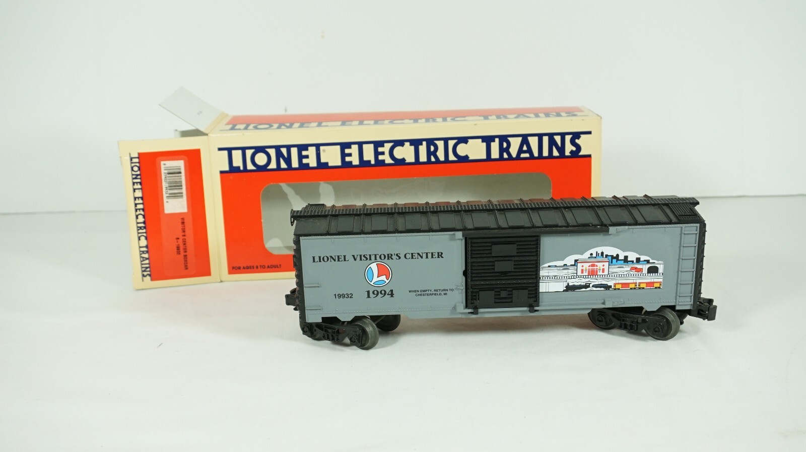 Lionel Lines O Scale Visitor’s Center Box Car Item 6-19932 W17