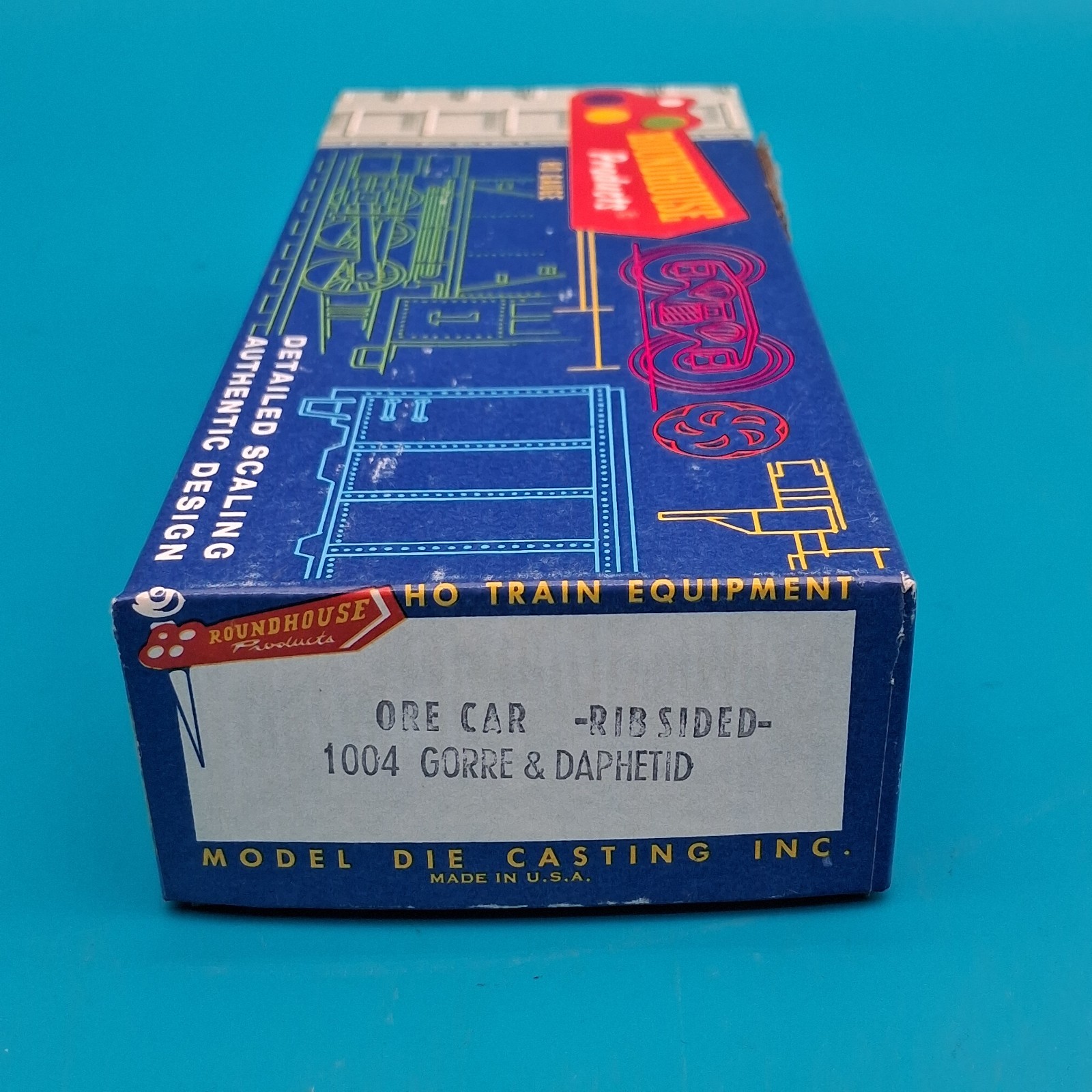 Vintage Roundhouse # 1004 Gorre Daphetid Rib Sided Ore Car 26′ HO Scale