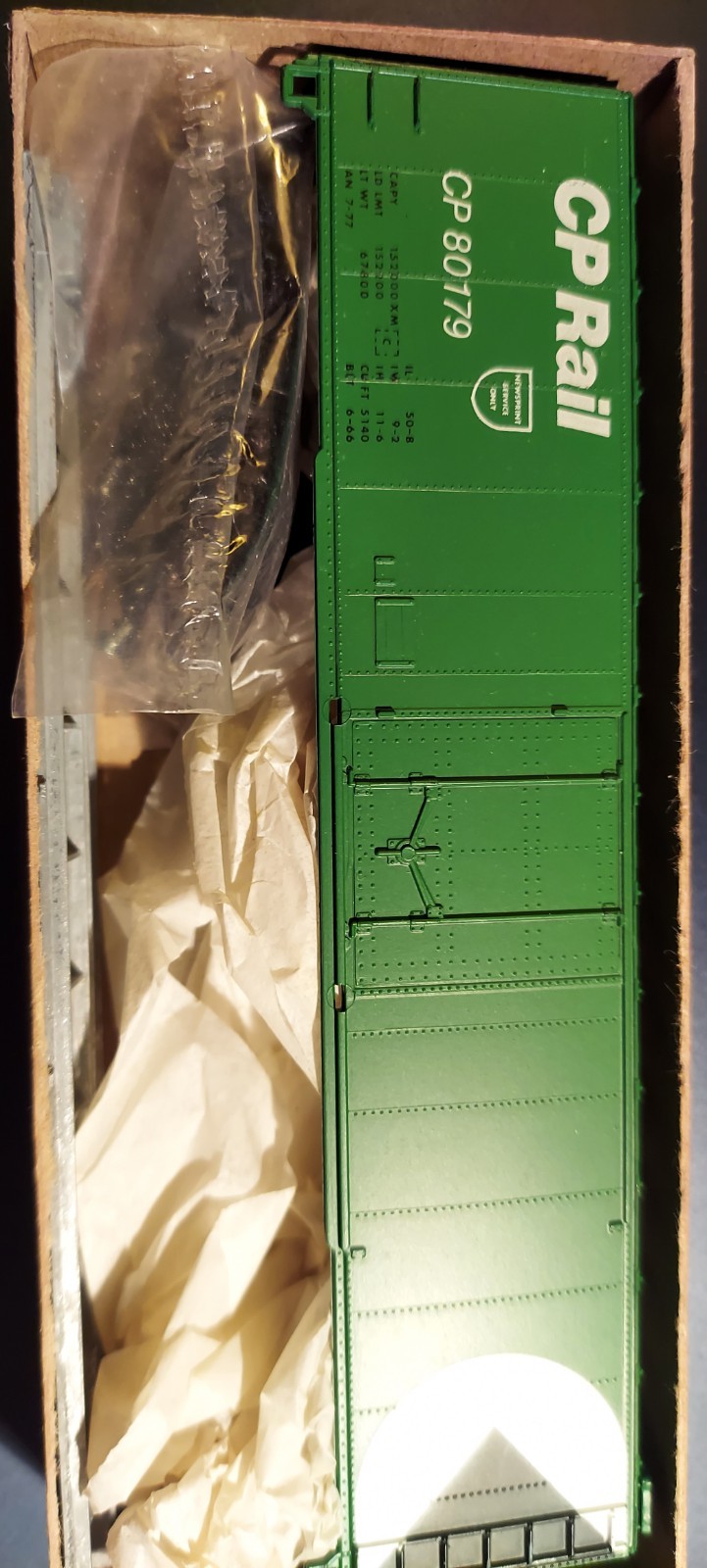 Roundhouse #1264 HO scale Train C P Rail 50′ PD smooth side boxcar , Die Cast