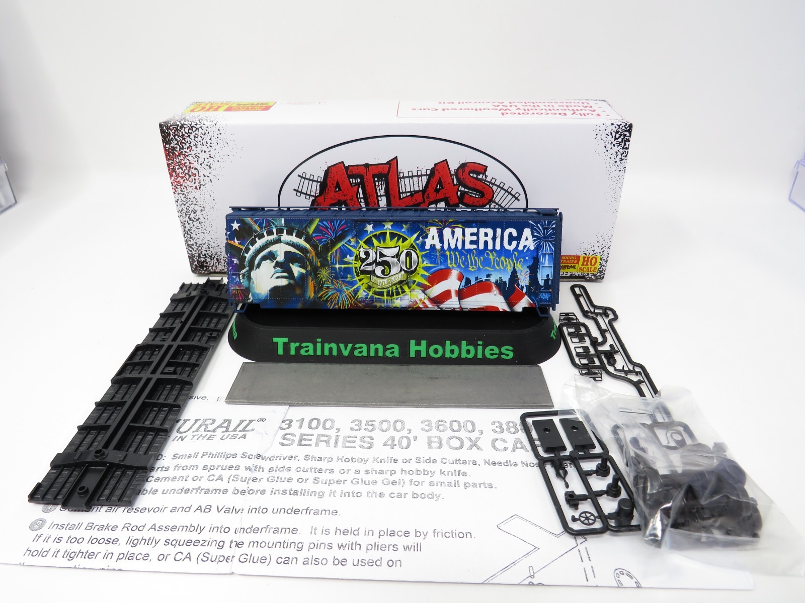Micro Trains HO 3100-10004 Liberty 250 America Independence 40′ Box Car Kit