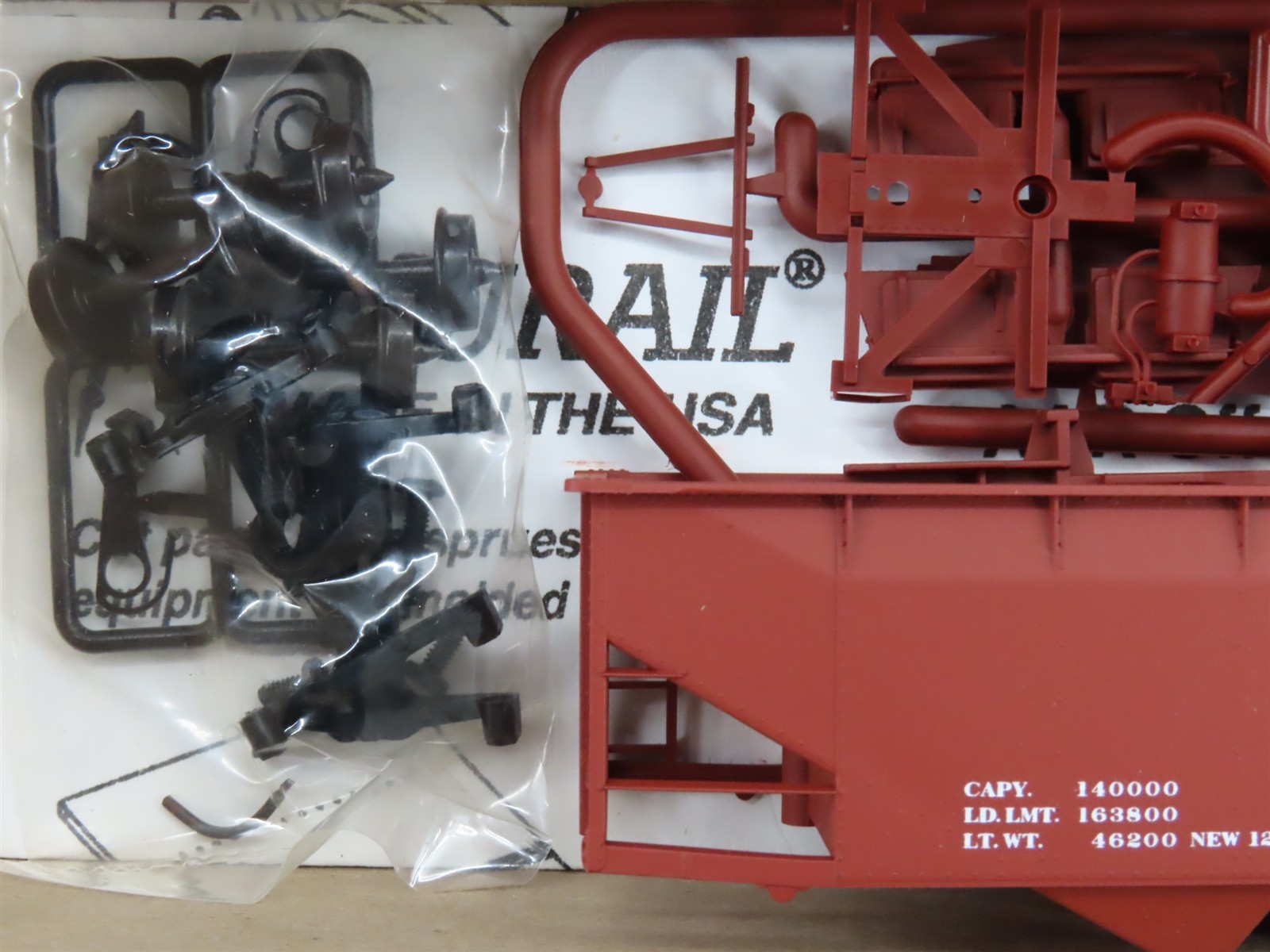 LOT of 4 HO Scale Accurail Kit #7599 Data Only Oxide AAR 3-Bay Open Hopper
