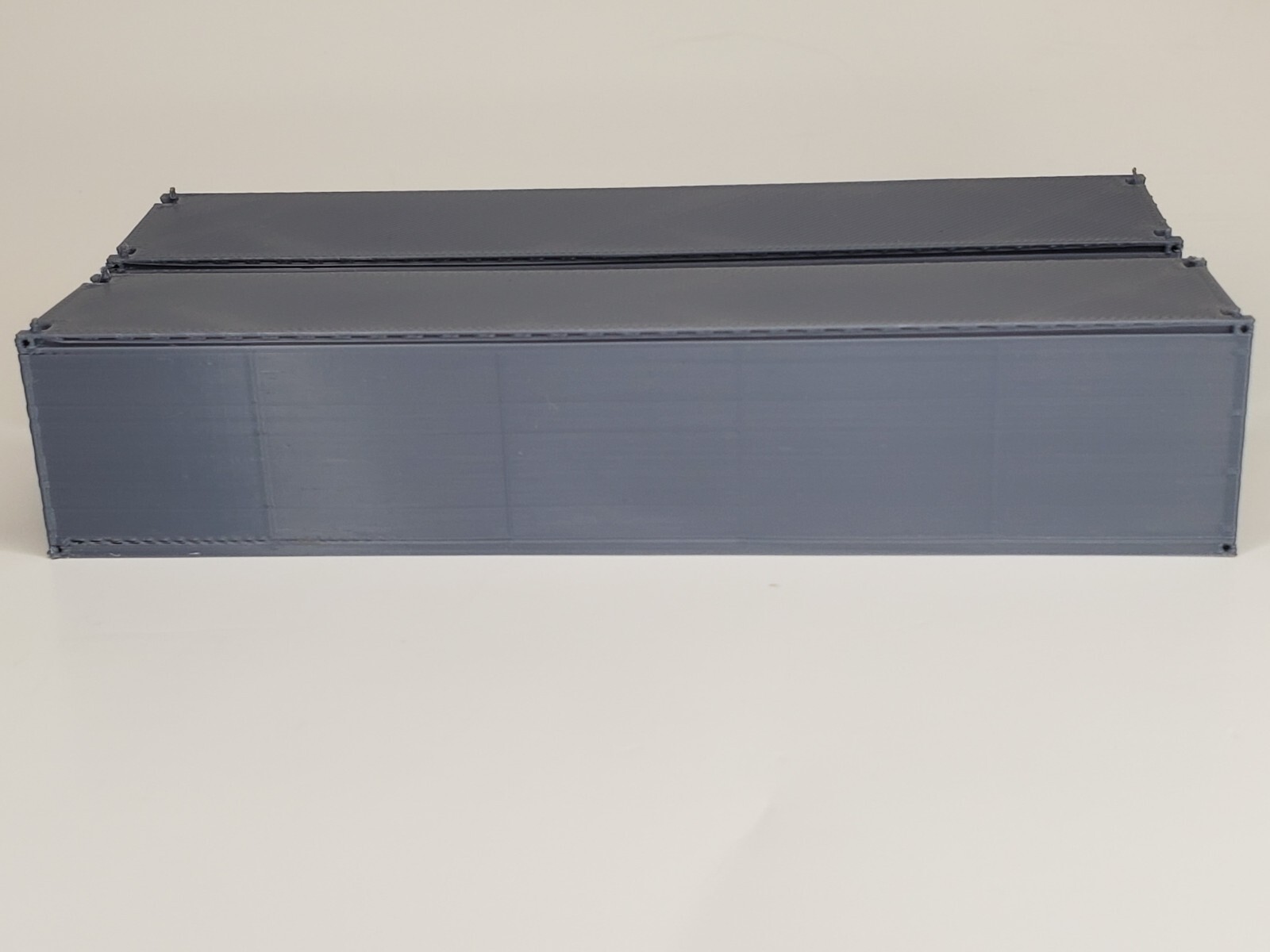 2 – HO Scale 40′ ft FLAT SIDE Shipping Containers – Train Freight Car – Stacking