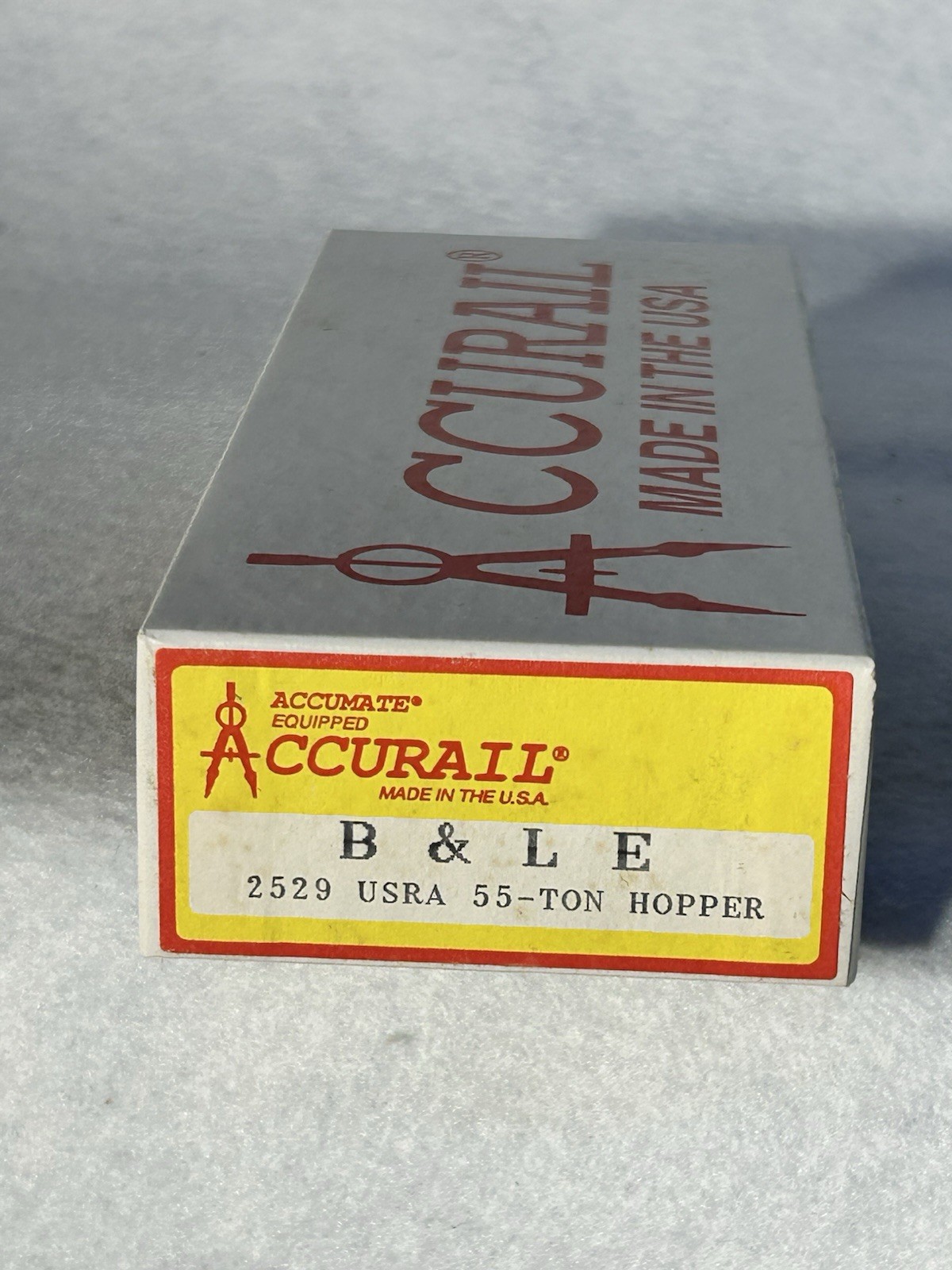 Cool Selection Accurail Various Roads 2-Bay 55 Ton Hopper Car Kits HO