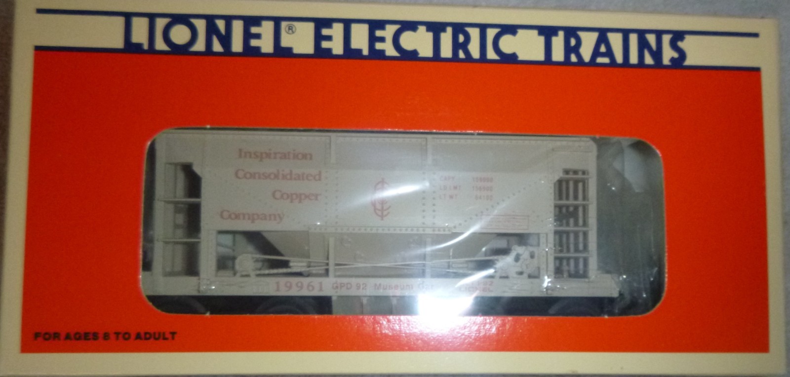 Lionel 4 ORE cars