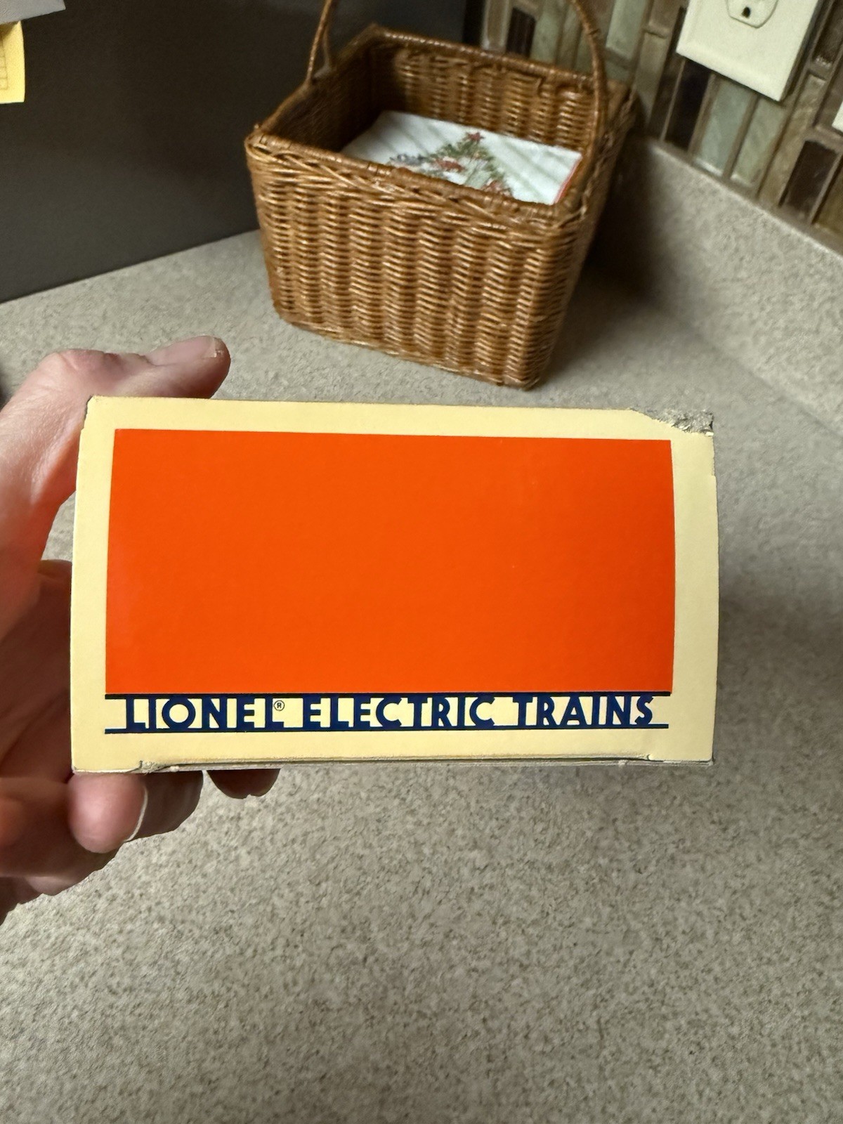 LIONEL 6-19932, LIONEL VISITOR’S CENTER BOX CAR, NIB (1994)
