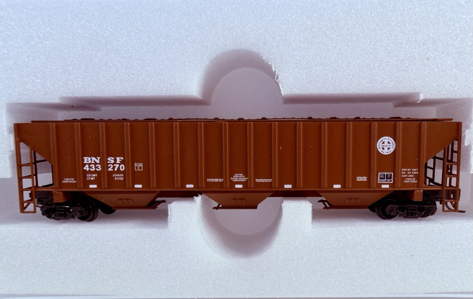 Freudenreich Feinwerktechnik FR ZF326b, BNSF PS-2cd Covered Hopper