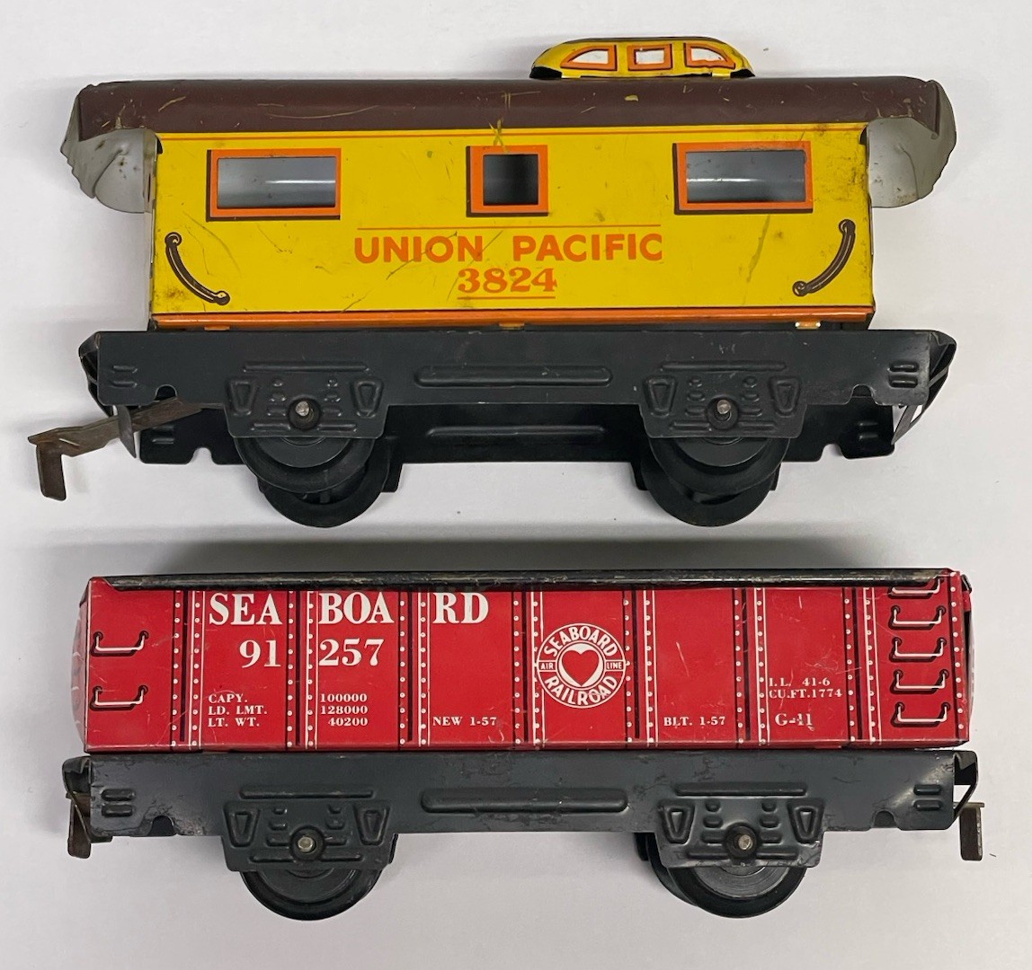 MARX O GAUGE TIN LITHO UNION PACIFIC CABOOSE #3824 & Seaboard 91257 Gondola Red