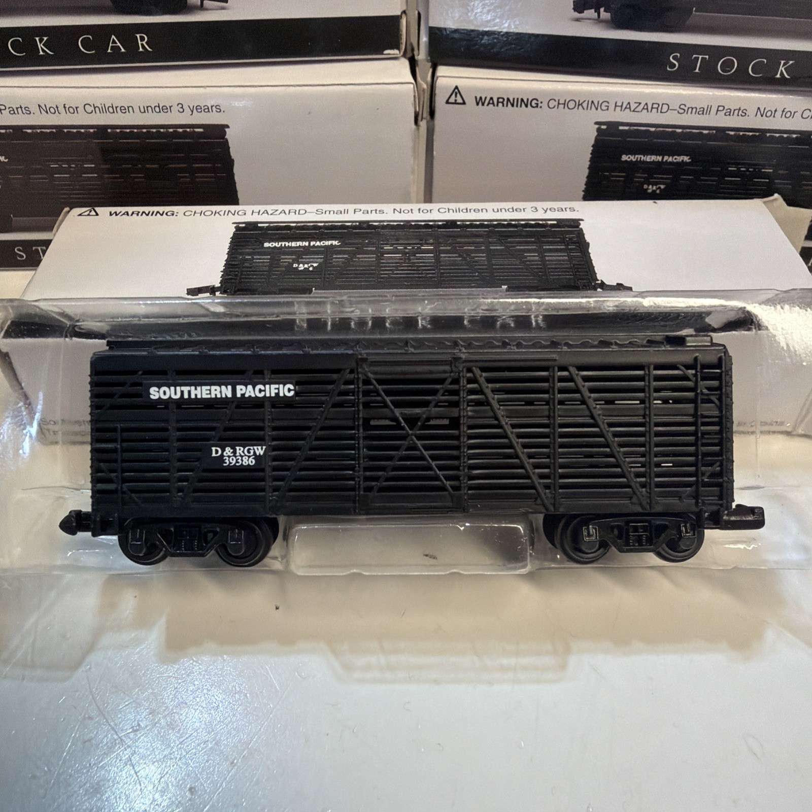 N Scale Southern Pacific Stock Car, Lot of 6 New In Box.