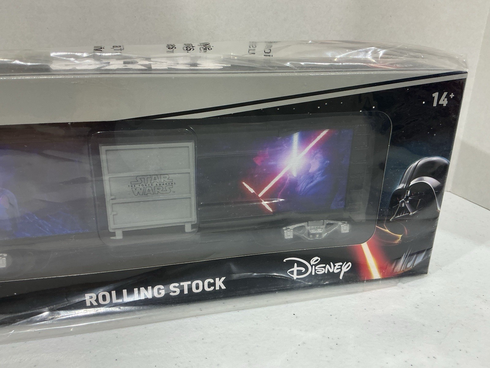 Lionel 2528270 Star Wars Lightsaber Series Kylo Ren v. Rey NEW in box CTS 3.1.5
