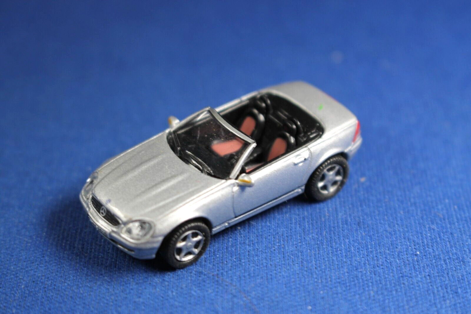 HO -Hong Kong – Diecast Mercedes Sports Car- Excellent Condition