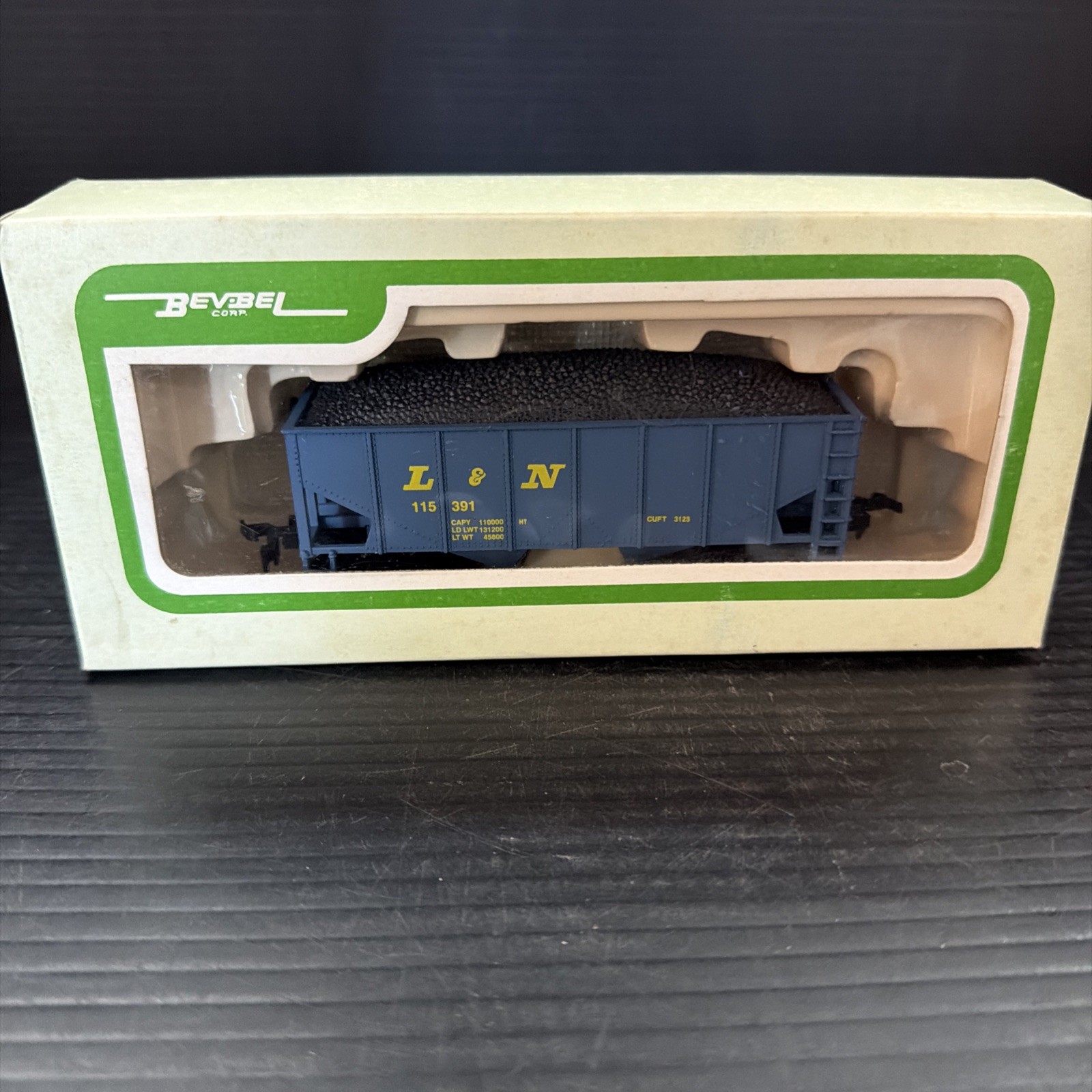 Bev-Bel 8571 HO 2 Bay Hopper W/Coal Load L&N 115391 In The Box
