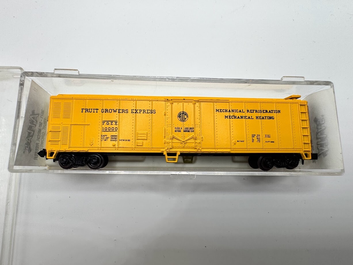 N – Atlas 3671 – 50′ Mechanical Reefer, Fruit Growers Express LN w/orig box