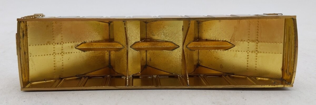 Overland OMI-1308 HO BRASS C&O Triple Hopper – Unpainted LN/Box