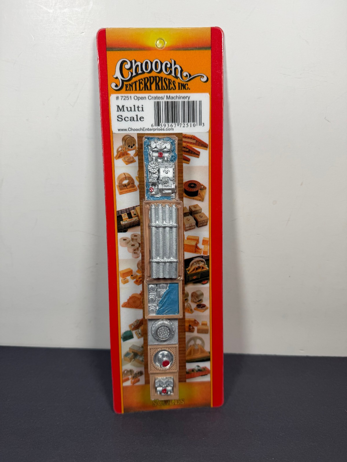 Chooch Enterprises 7251 Open Crates Machinery Multi Scale Train Accessory Set