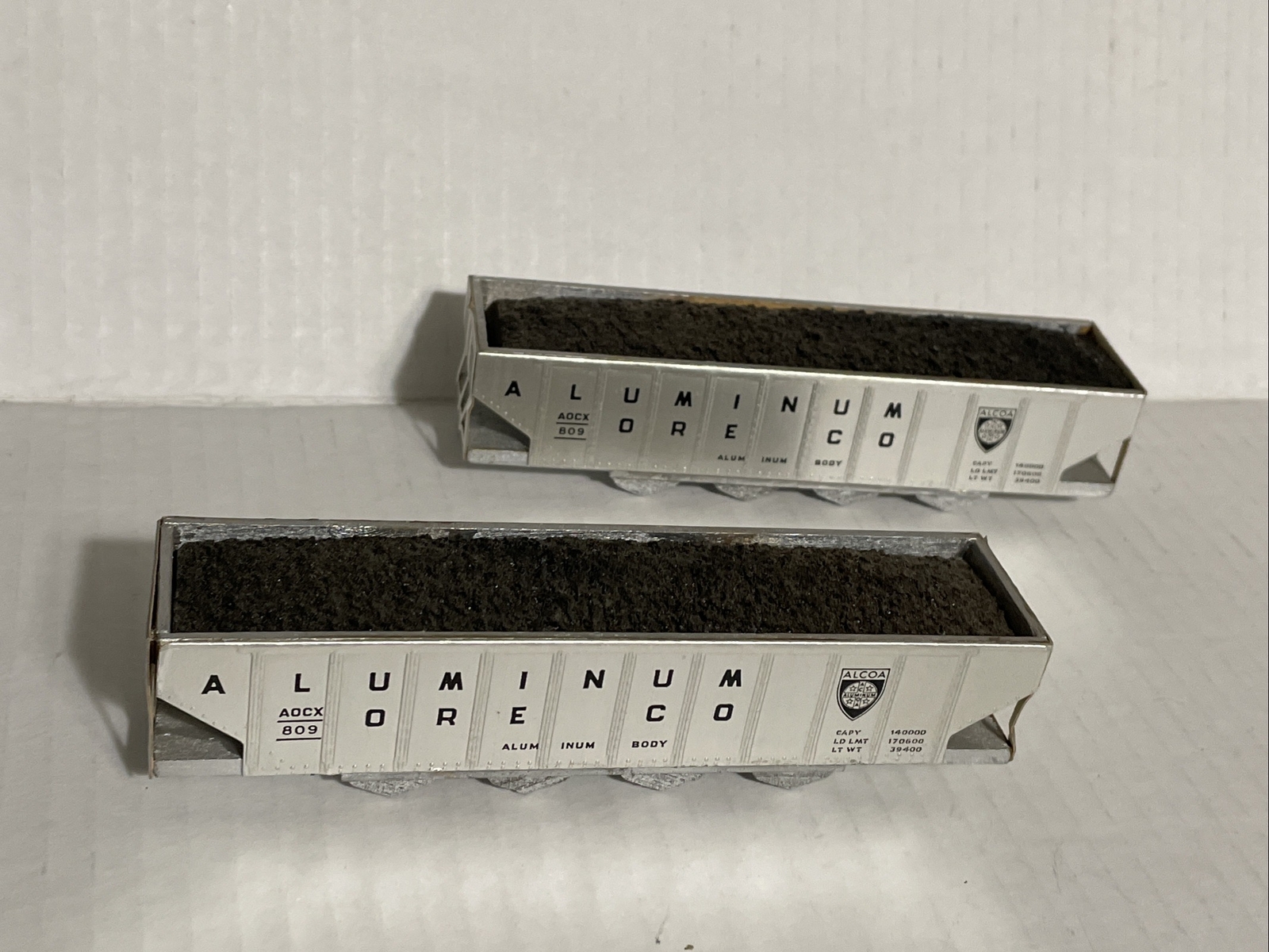 TWO LOCONIA 40 FOOT 4 BAY ALUMINUM ORE CAR KITS