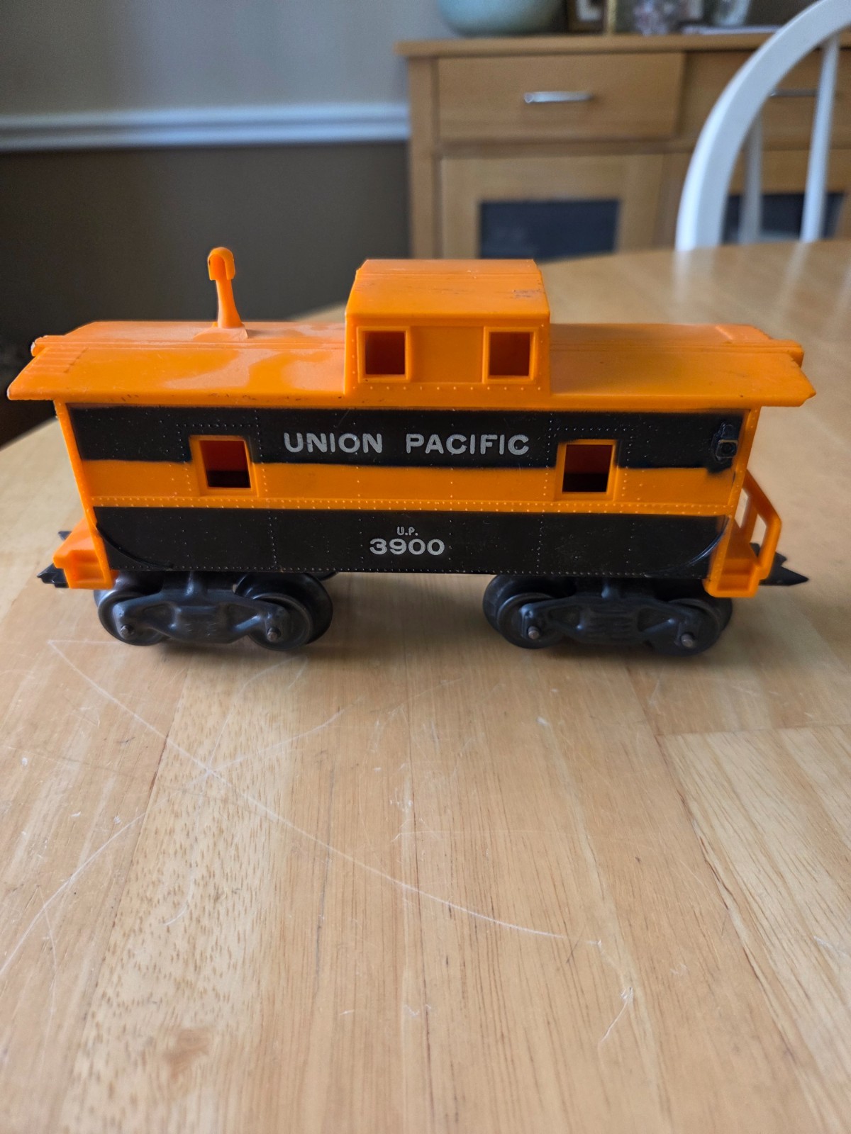 Vintage Marx Toys Caboose O Scale Union Pacific 3900 Orange / BLACK