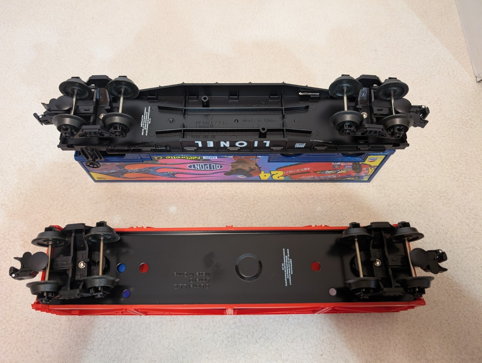 Lionel Lot of (2) Jeff Gordon Cars 6-39449 Vat Car & 6-26341 Flatcar W/ Trailer
