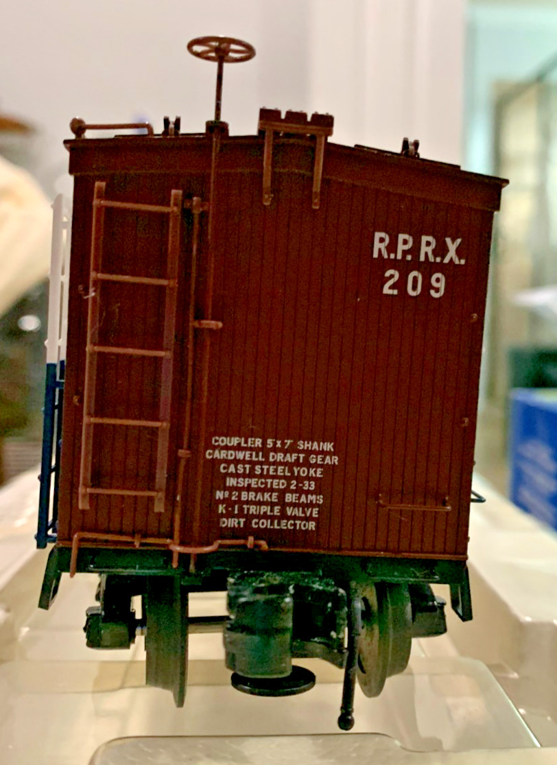 Atlas 8035-1 Rath’s 36′ Wood Reefer, #209, O Scale 1/48 , LN