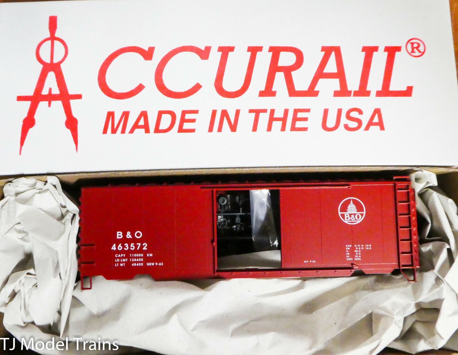 Accurail HO #3457 Rd #463572 Baltimore & Ohio (40′ PS-1 Steel Boxcar)Plastic Kit