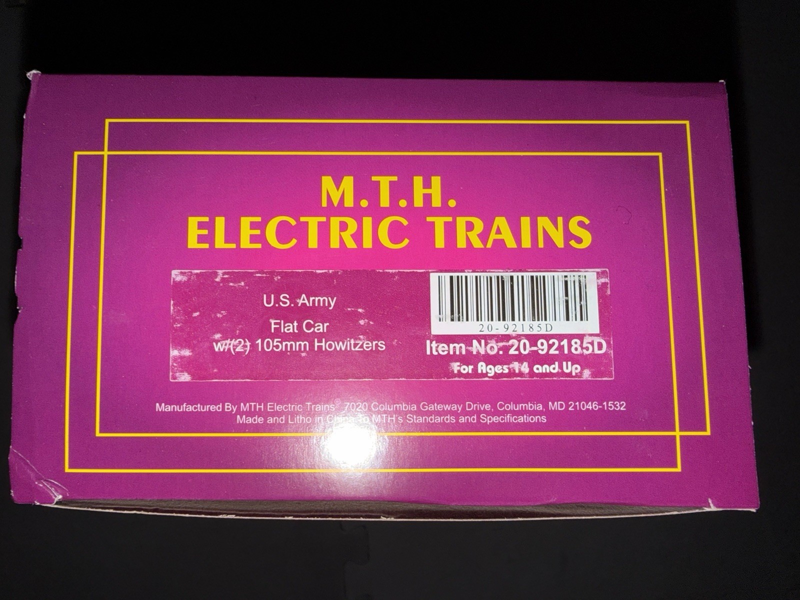 **Brand New** MTH O Scale Flat Car U.S. Army with 2 105mm Howitzers