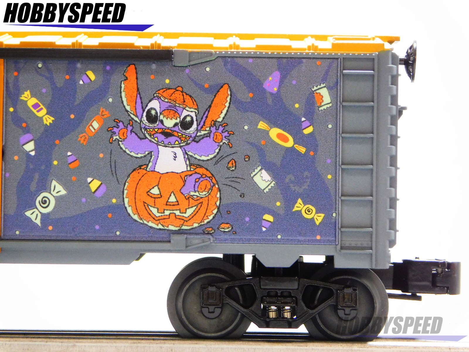 LIONEL DISNEY STITCH HALLOWEEN BOXCAR train trick treat freight car 2528500 NEW