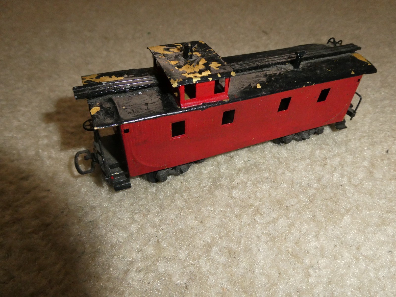 Vintage 1950s HO Scale Craftsman Kit Built Red Black Caboose Car