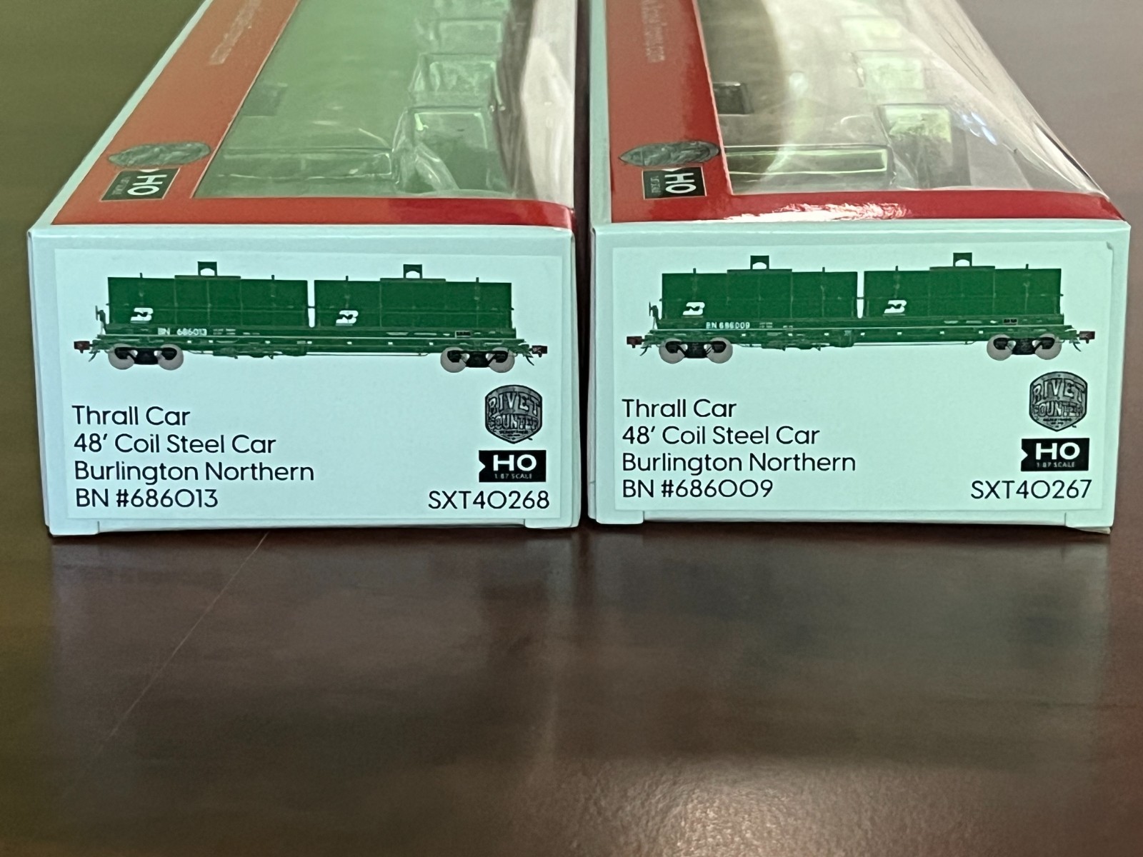 Set of 2- ScaleTrains BN 48′ Coil Steel Car – Rivet Counter – 2 Diff Rd#s – BNIB
