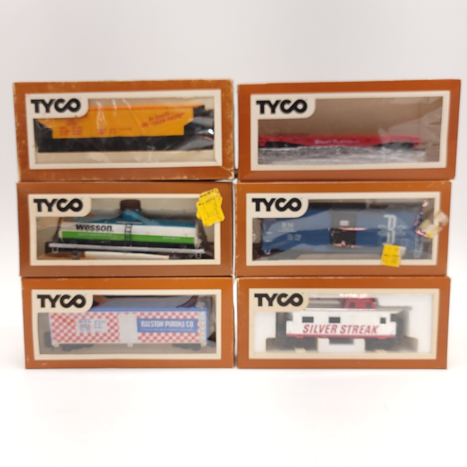 Lot Of 6 Vintage TYCO HO Scale Train Cars Original Box Tanker Caboose Skid